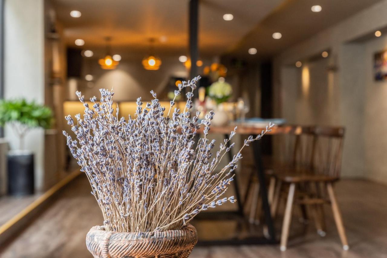 M Boutique Hotel Дананг Экстерьер фото